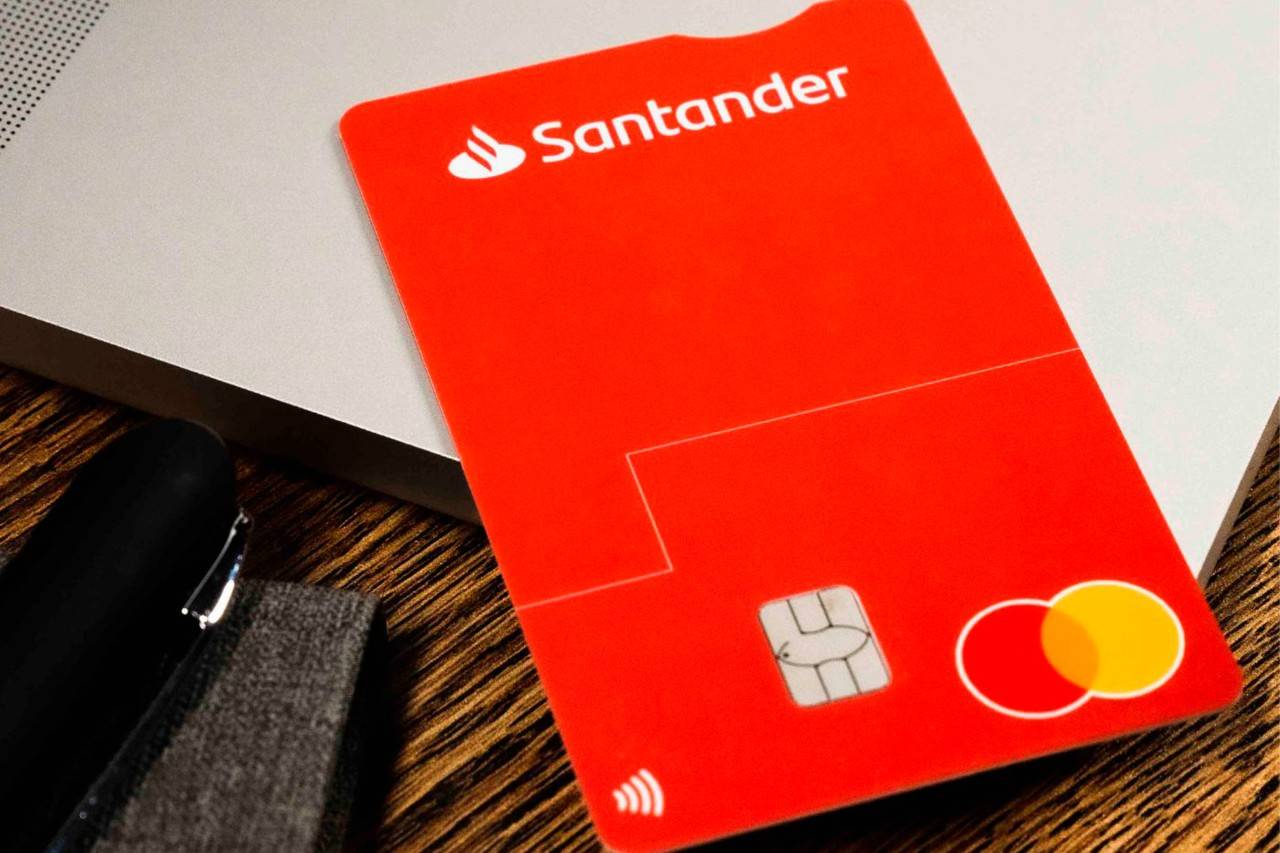 Enjoy More with Every Purchase: Explore Santander's Credit Card Rewards!